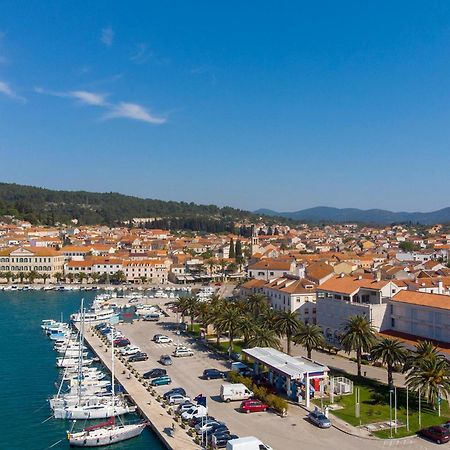 Beautiful Apartment In Vela Luka With Wifi Ngoại thất bức ảnh
